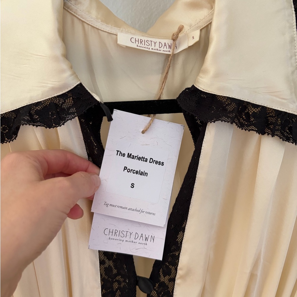 **SOLD**Christy Dawn Marietta Dress - Picture 5 of 7